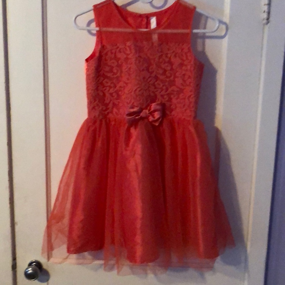 Girls dress